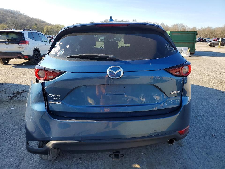 Продаж на аукціоні авто 2018 Mazda Cx-5, vin: JM3KFBCM7J0311418, номер лоту: 49001776