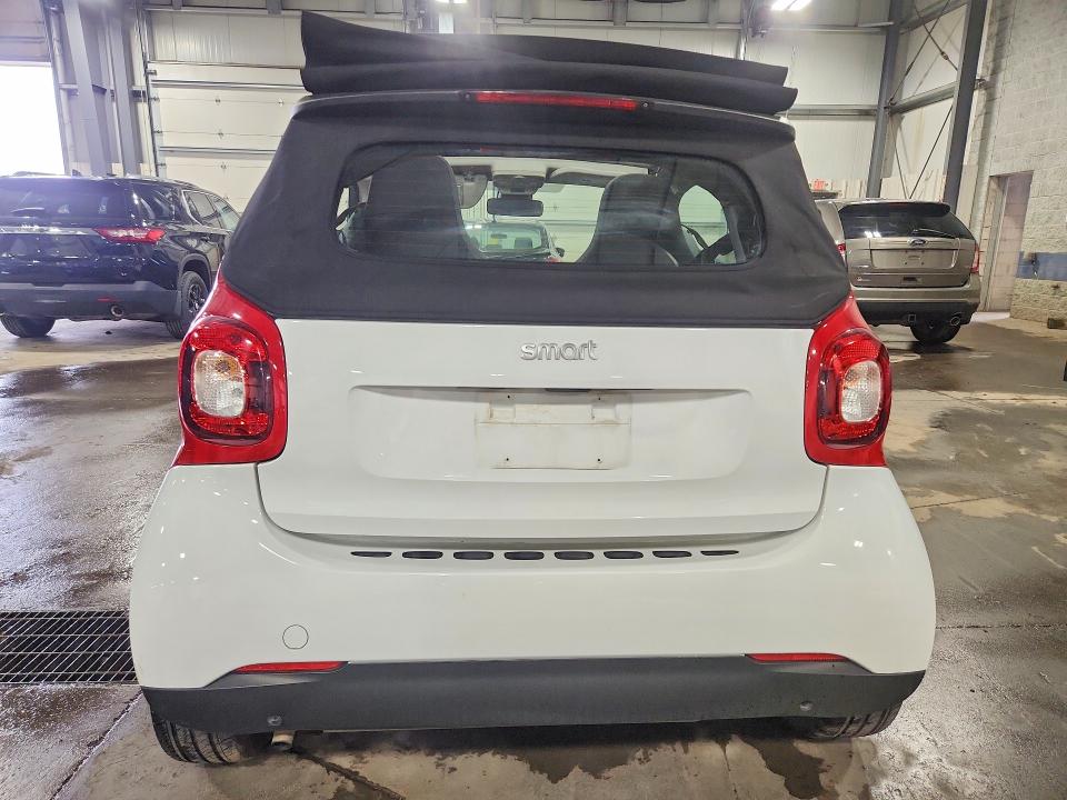 Продажа на аукционе авто 2017 Smart Cars Fortwo, vin: WMEFK5DA8HK116892, номер лота: 50894806