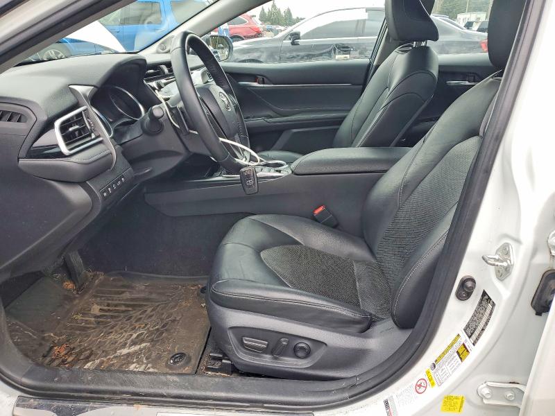 48157646 :رقم المزاد ، 4T1BZ1HK6JU001640 vin ، 2018 Toyota Camry مزاد بيع