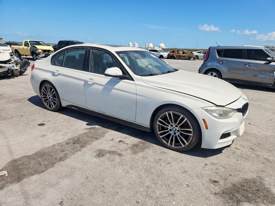 2015 Bmw 335 მანქანა იყიდება აუქციონზე, vin: WBA3A9C51FF686624, აუქციონის ნომერი: 50128016