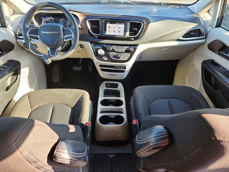 48277116 :رقم المزاد ، 2C4RC1CG9NR225432 vin ، 2022 Chrysler Voyager مزاد بيع