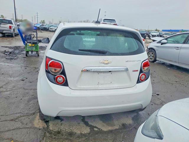 2015 Chevrolet Sonic მანქანა იყიდება აუქციონზე, vin: 1G1JE6SB2F4197903, აუქციონის ნომერი: 51829826