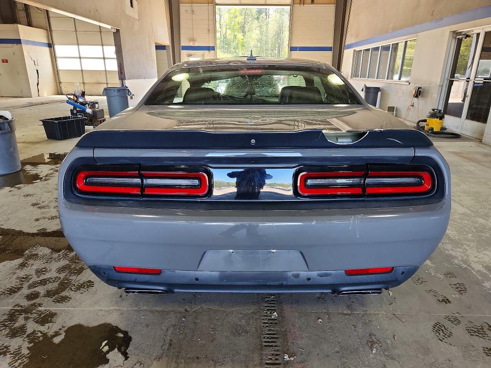 Продаж на аукціоні авто 2018 Dodge Challenger, vin: 2C3CDZBT5JH172541, номер лоту: 49580556