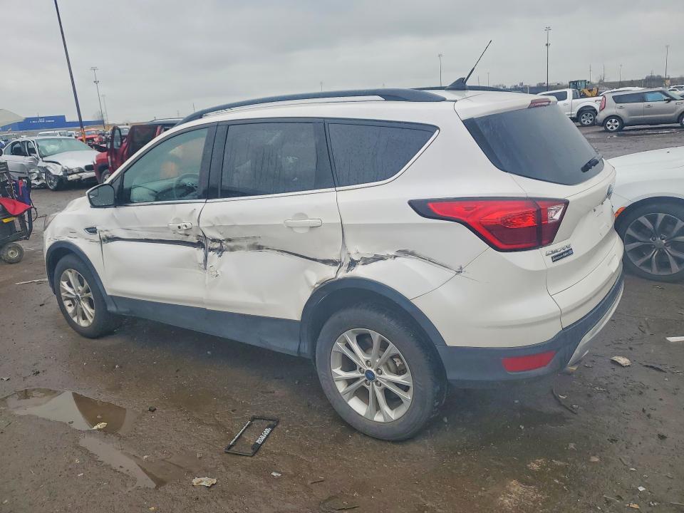 51756716 :رقم المزاد ، 1FMCU9HD1KUB98138 vin ، 2019 Ford Escape مزاد بيع