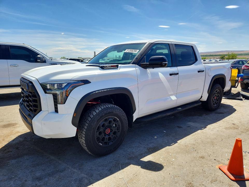 51208256 :رقم المزاد ، 5TFPC5DB5TX114988 vin ، 2026 Toyota Tundra مزاد بيع