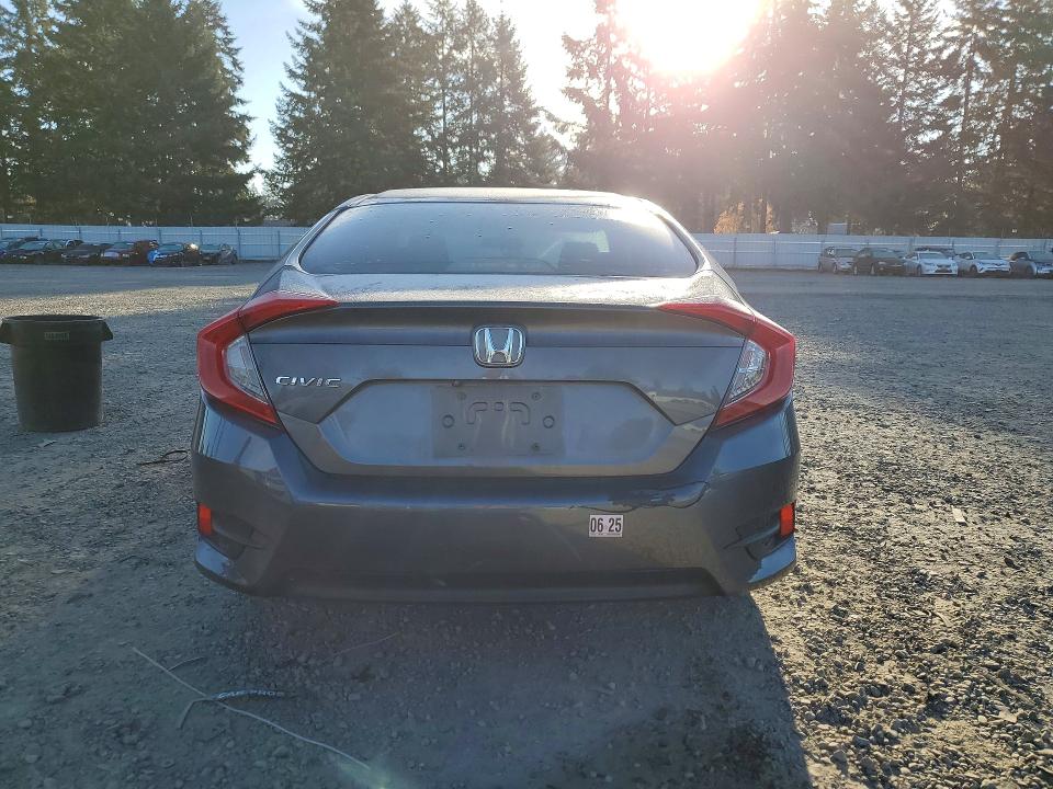 48111976 :رقم المزاد ، 19XFC2F54HE065498 vin ، 2017 Honda Civic مزاد بيع