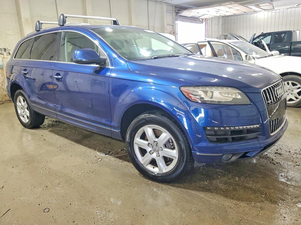Продажа на аукционе авто 2015 Audi Q7, vin: WA1LGAFE9FD027632, номер лота: 50401096