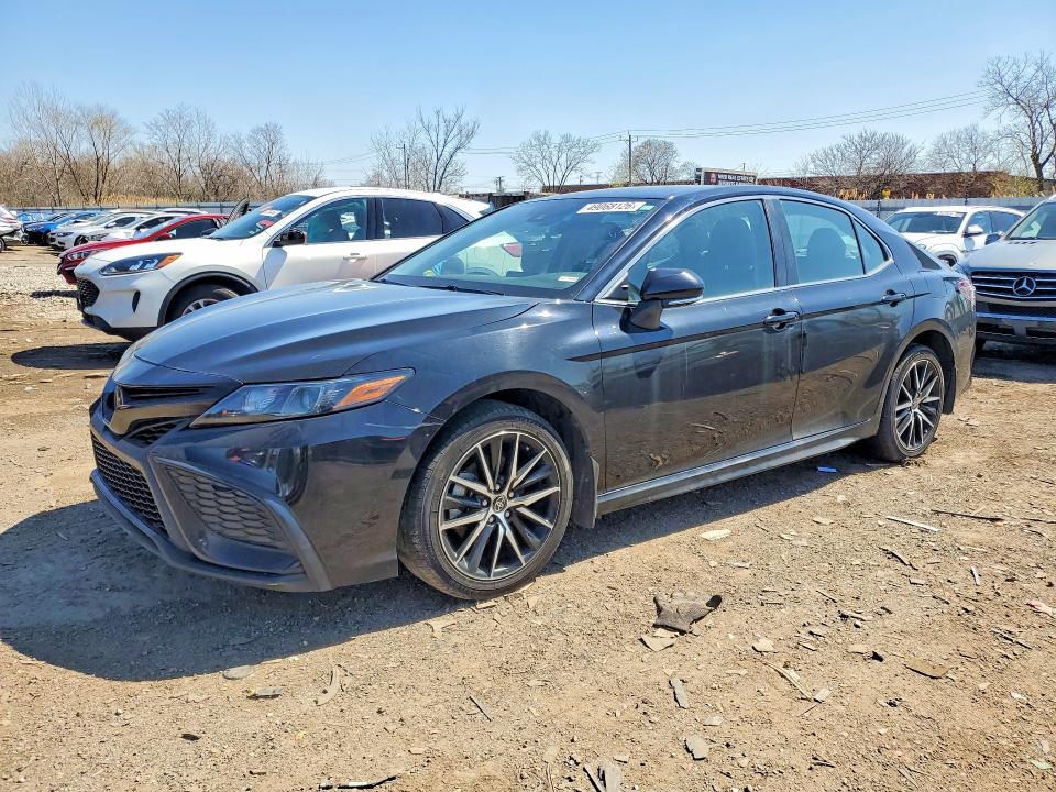 Продажа на аукционе авто 2023 Toyota Camry, vin: 4T1G11AK8PU155721, номер лота: 49068126