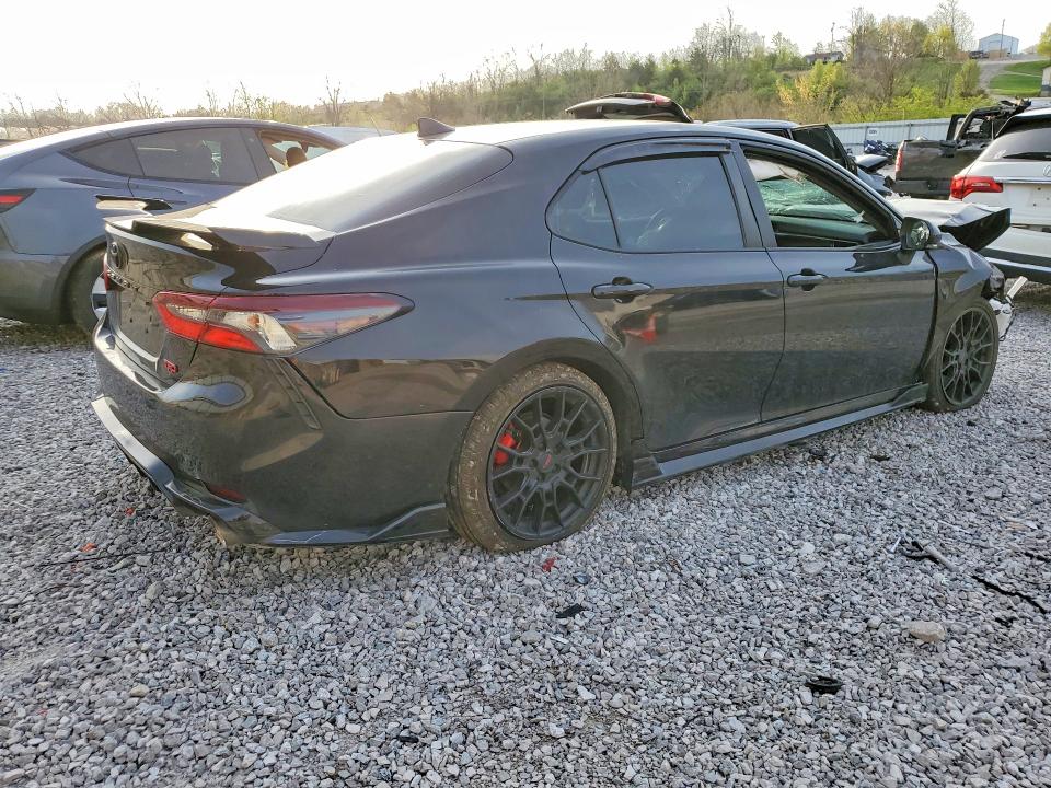 48284086 :رقم المزاد ، 4T1KZ1AK5MU054182 vin ، 2021 Toyota Camry مزاد بيع