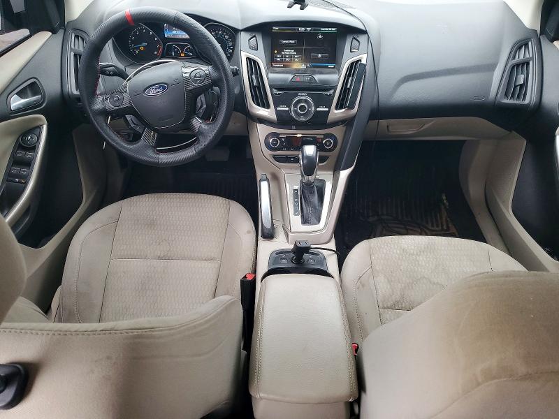 49671466 :رقم المزاد ، 1FAHP3M21CL242980 vin ، 2012 Ford Focus مزاد بيع