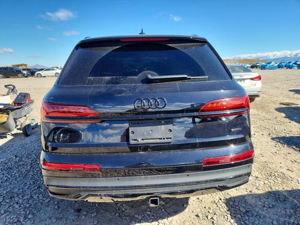 Продажа на аукционе авто 2021 Audi Q7, vin: WA1AXAF7XMD023076, номер лота: 49731716