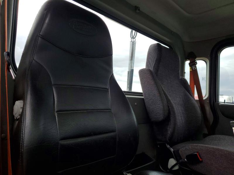Продажа на аукционе авто 2016 Peterbilt 382, vin: 1XP9AJ8X1GD340142, номер лота: 50614356