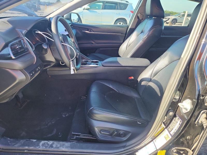 49486236 :رقم المزاد ، 4T1C11BK7NU049481 vin ، 2022 Toyota Camry مزاد بيع