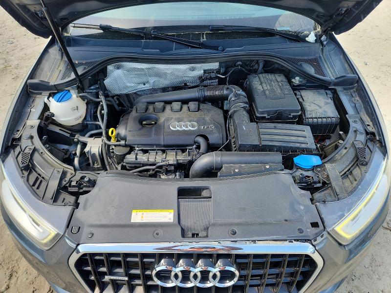 2015 Audi Q3 მანქანა იყიდება აუქციონზე, vin: WA1GFCFS8FR011513, აუქციონის ნომერი: 48330876