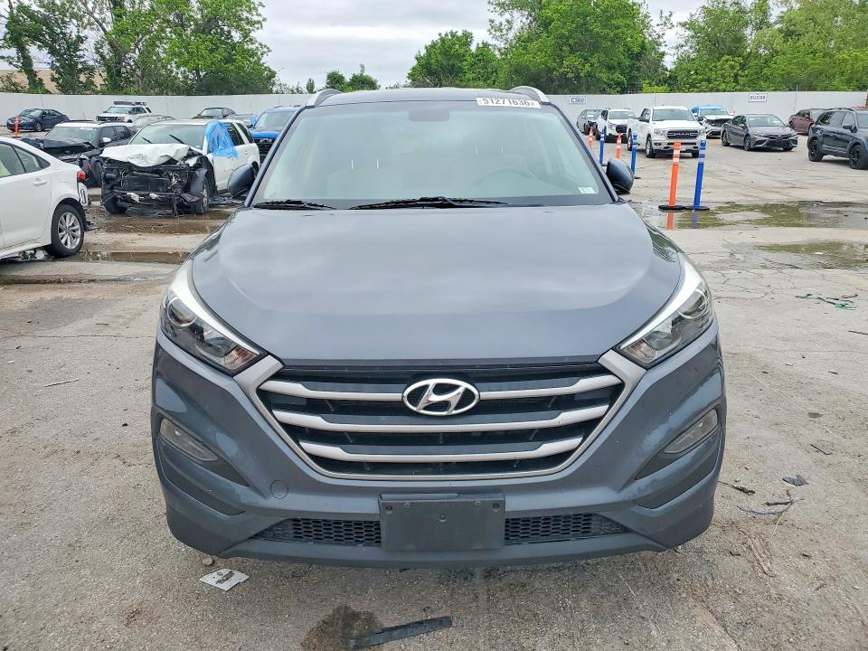2018 Hyundai Tucson მანქანა იყიდება აუქციონზე, vin: KM8J33A47JU643577, აუქციონის ნომერი: 51271636