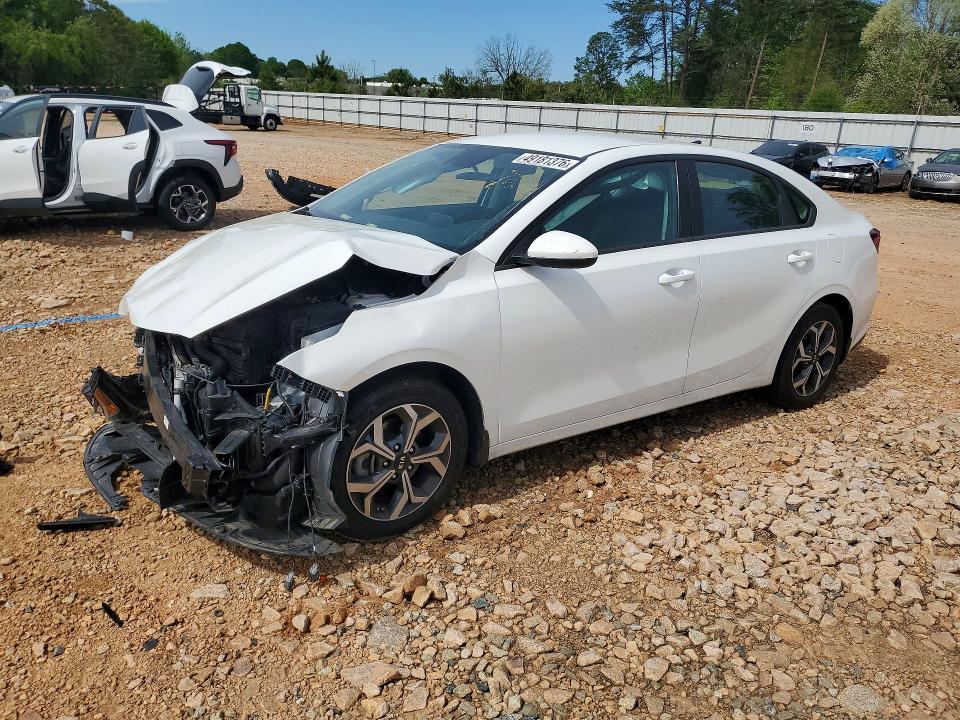 49181376 :رقم المزاد ، 3KPF24AD2ME361319 vin ، 2021 Kia Forte مزاد بيع
