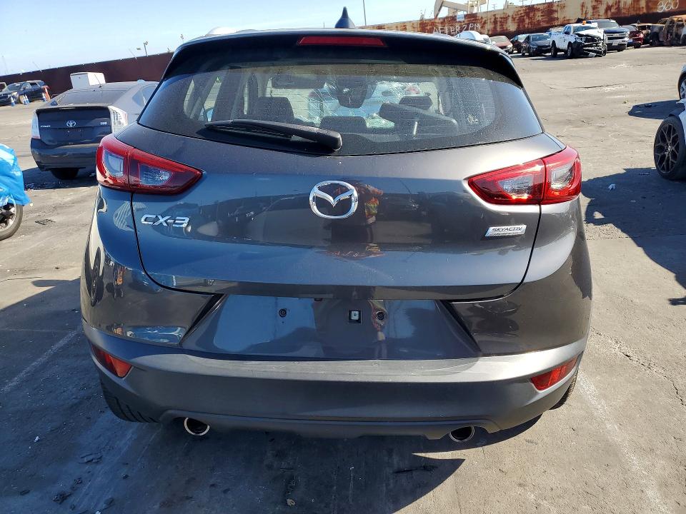 Продаж на аукціоні авто 2018 Mazda Cx-3, vin: JM1DKDC75J0313915, номер лоту: 51020856