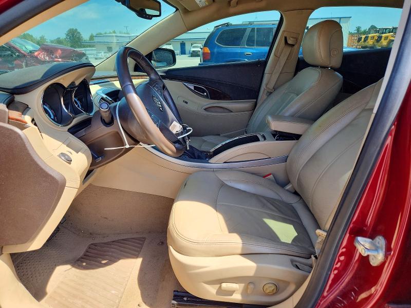 49604186 :رقم المزاد ، 1G4GC5EG8AF300503 vin ، 2010 Buick Lacrosse مزاد بيع
