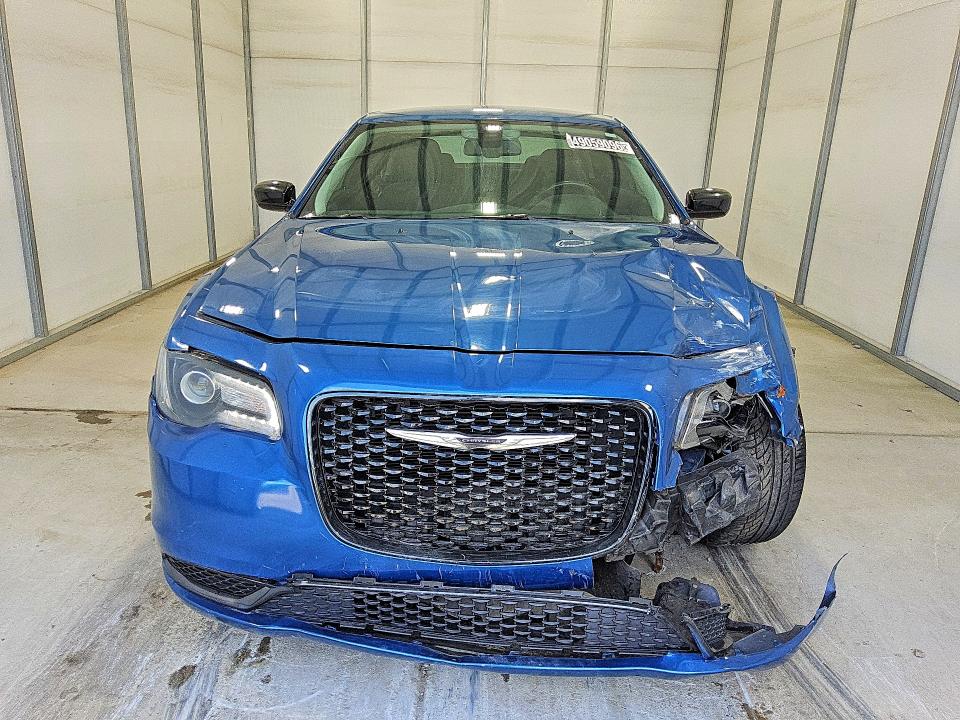 2020 Chrysler 300 მანქანა იყიდება აუქციონზე, vin: 2C3CCAAG8LH158855, აუქციონის ნომერი: 49059096