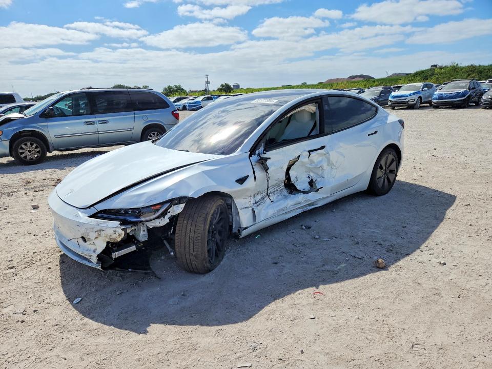 Auction sale of the 2025 Tesla Model 3, vin: 5YJ3E1EA8SF039977, lot number: 50177956