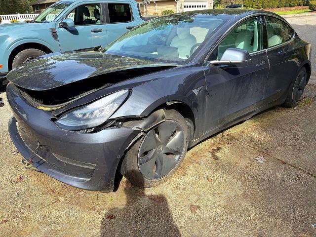 48531806 :رقم المزاد ، 5YJ3E1EB4JF122216 vin ، 2018 Tesla Model 3 مزاد بيع