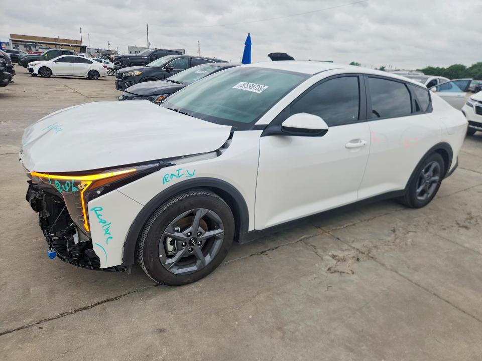 2025 Kia K4 მანქანა იყიდება აუქციონზე, vin: 3KPFT4DE0SE178273, აუქციონის ნომერი: 50998736