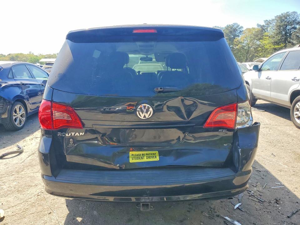 47513446 :رقم المزاد ، 2V4RW3D16AR184545 vin ، 2010 Volkswagen Routan S مزاد بيع