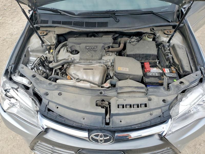 48865326 :رقم المزاد ، 4T1BF1FK0HU728942 vin ، 2017 Toyota Camry مزاد بيع
