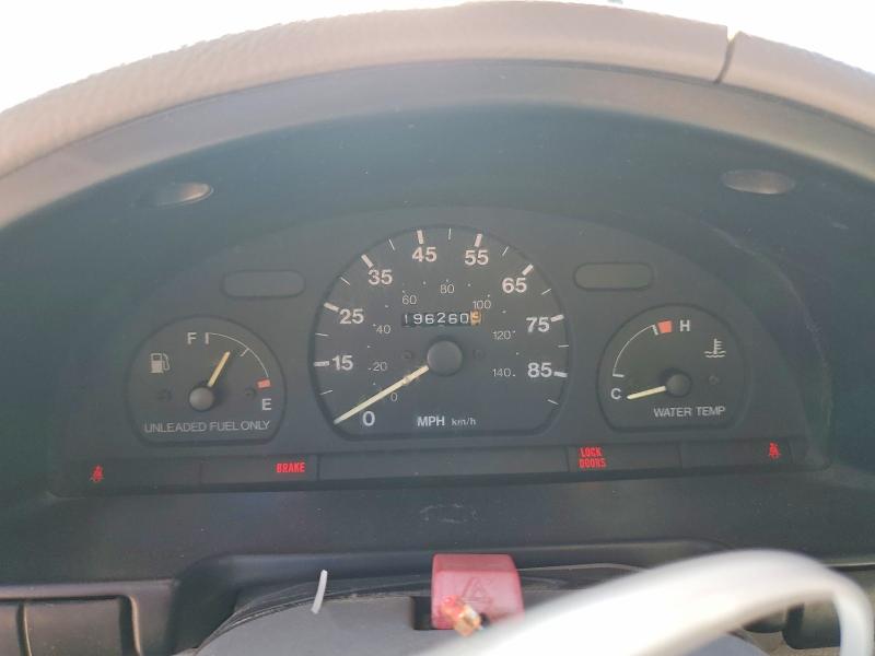 1994 Geo Metro მანქანა იყიდება აუქციონზე, vin: 2C1MS2461R6768125, აუქციონის ნომერი: 51344746