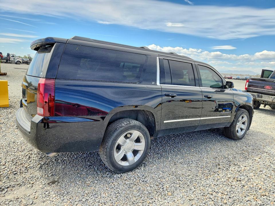 2017 Chevrolet Suburban Lt 1500 მანქანა იყიდება აუქციონზე, vin: 1GNSKHKC6HR242220, აუქციონის ნომერი: 48513176
