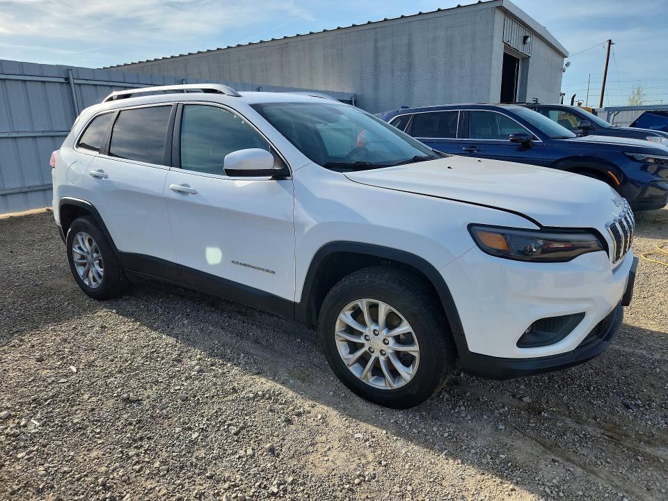 50605096 :رقم المزاد ، 1C4PJMCB1KD207508 vin ، 2019 Jeep Cherokee مزاد بيع