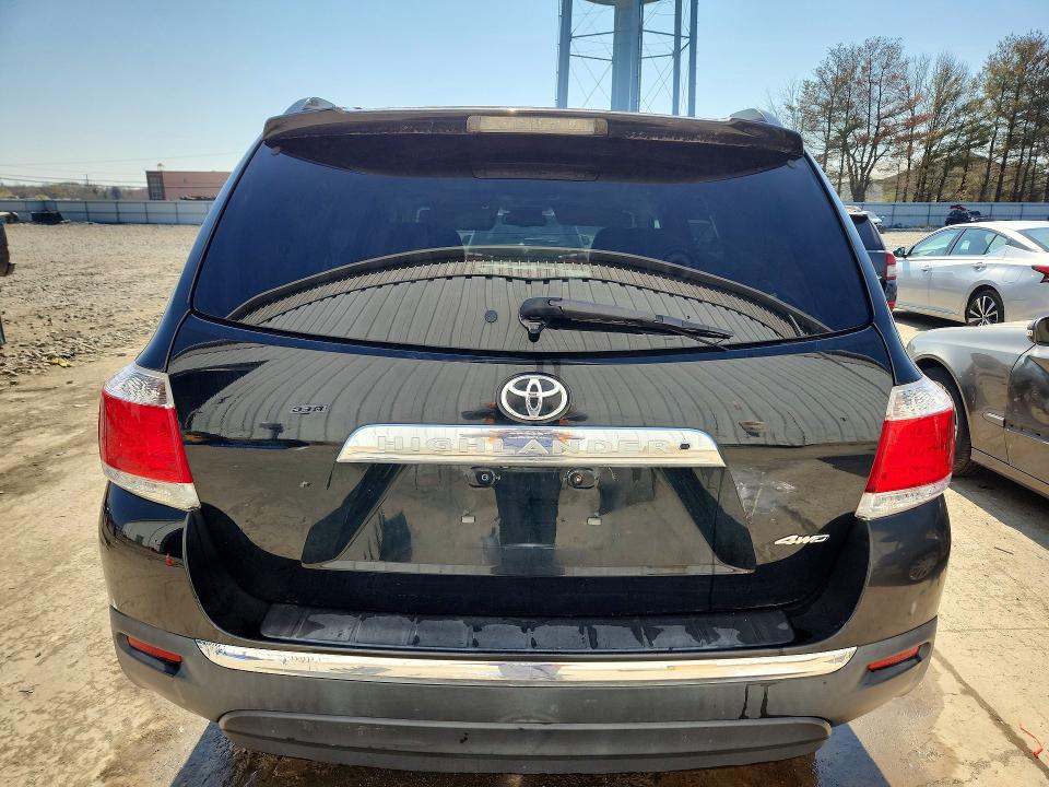 Продажа на аукционе авто 2012 Toyota Highlander, vin: 5TDBK3EH3CS136952, номер лота: 49383376