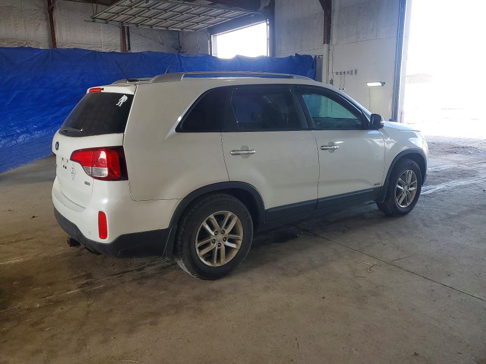 48824926 :رقم المزاد ، 5XYKTCA67FG656266 vin ، 2015 Kia Sorento مزاد بيع