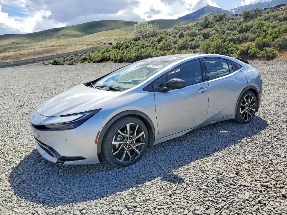 Auction sale of the 2026 Toyota Prius Plug-in Hybrid, vin: JTDACACU8T3071384, lot number: 51199456