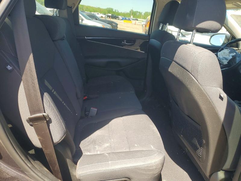 51284686 :رقم المزاد ، 5XYPGDA39JG413928 vin ، 2018 Kia Sorento مزاد بيع