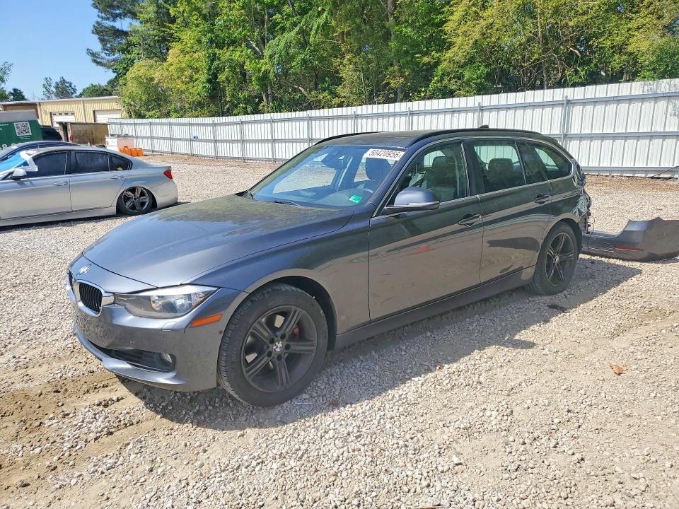 50420956 :رقم المزاد ، WBA3G7C55FK297589 vin ، 2015 Bmw 328 مزاد بيع