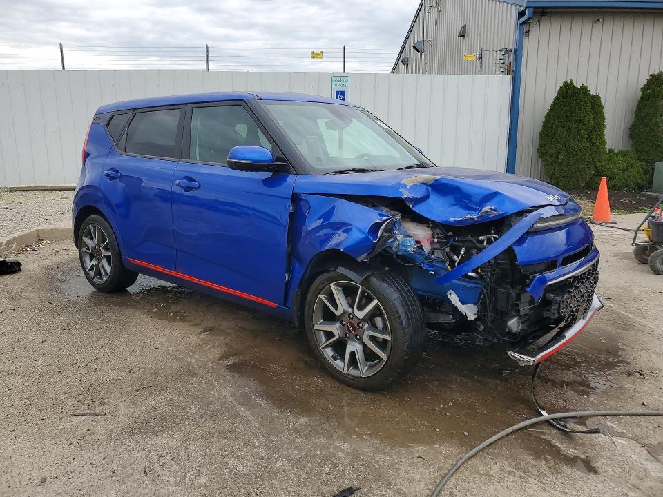 47788406 :رقم المزاد ، KNDJ53AF9N7818562 vin ، 2022 Kia Soul مزاد بيع