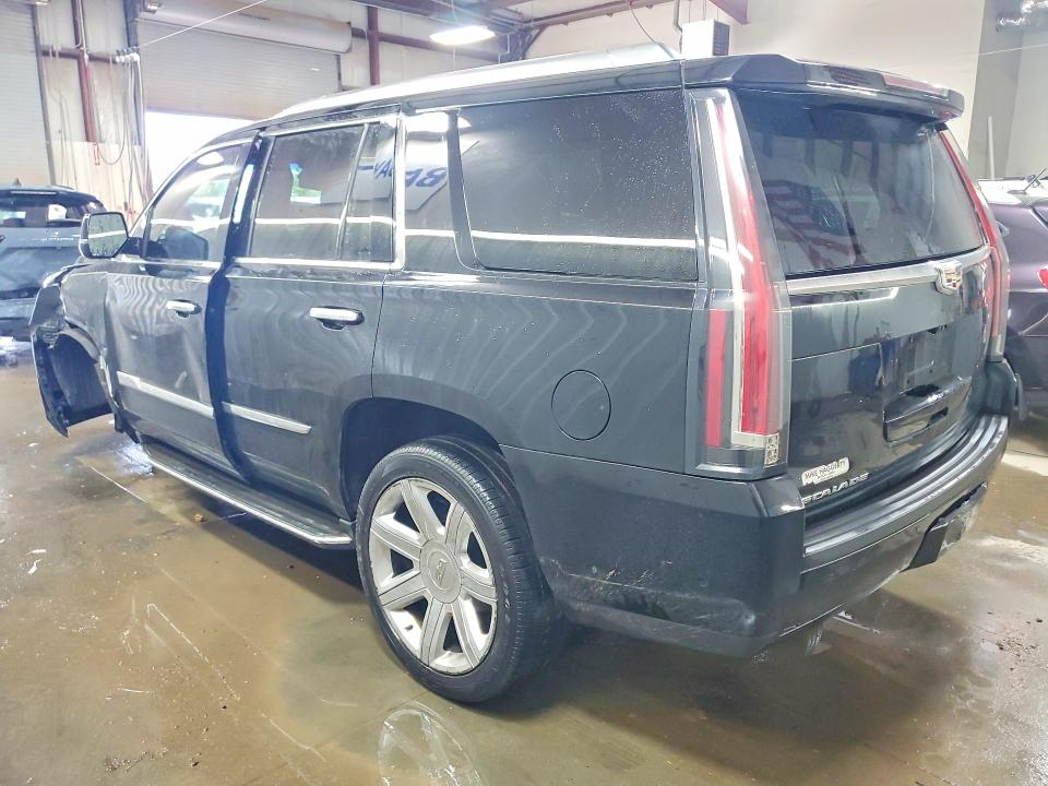 Продажа на аукционе авто 2017 Cadillac Escalade, vin: 1GYS4BKJ4HR350604, номер лота: 51602376
