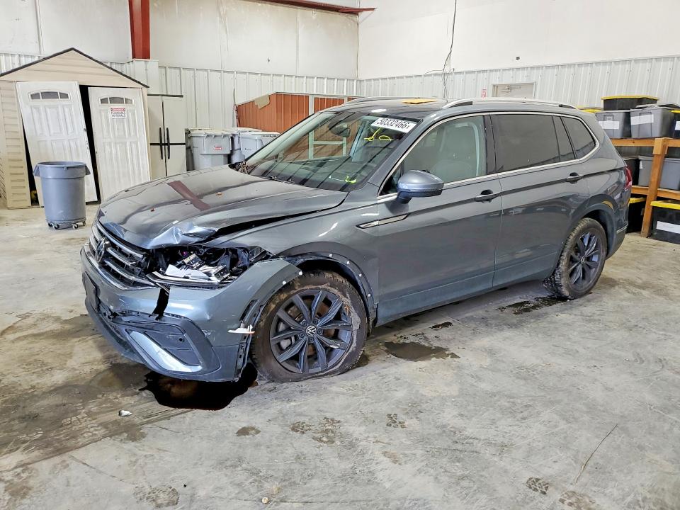 50332466 :رقم المزاد ، 3VV2B7AXXNM056346 vin ، 2022 Volkswagen Tiguan مزاد بيع