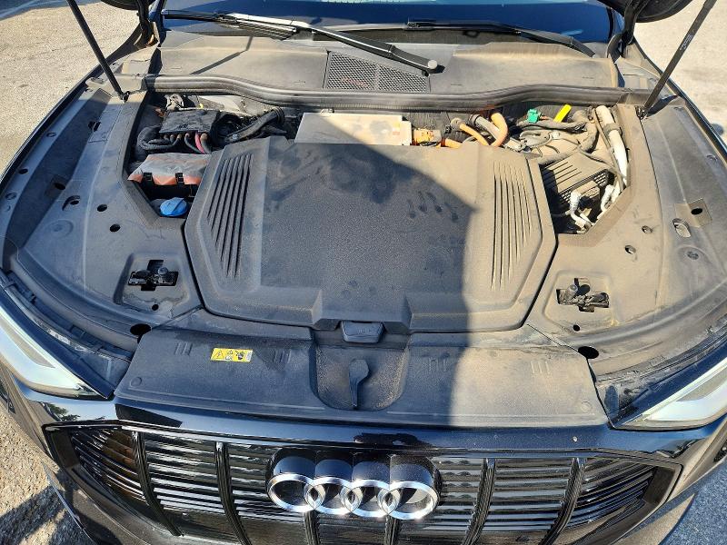 50128526 :رقم المزاد ، WA1AABGE4NB022555 vin ، 2022 Audi E-tron مزاد بيع