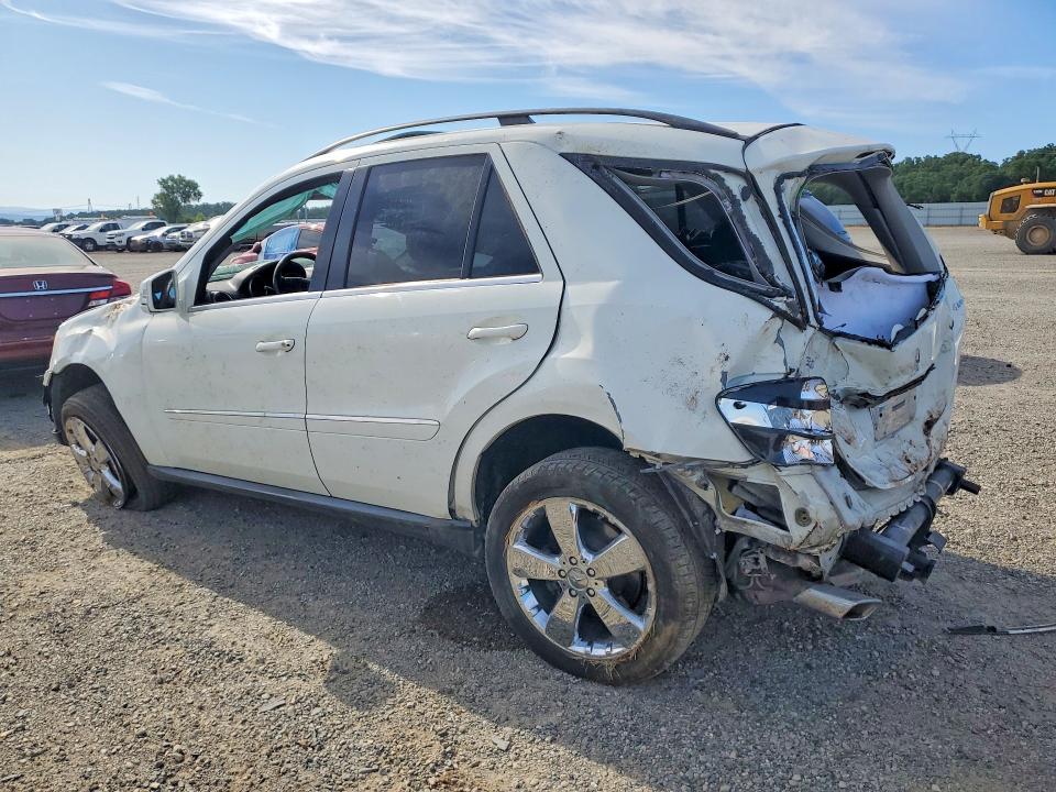51808366 :رقم المزاد ، 4JGBB8GB0BA704409 vin ، 2011 Mercedes-benz Ml مزاد بيع