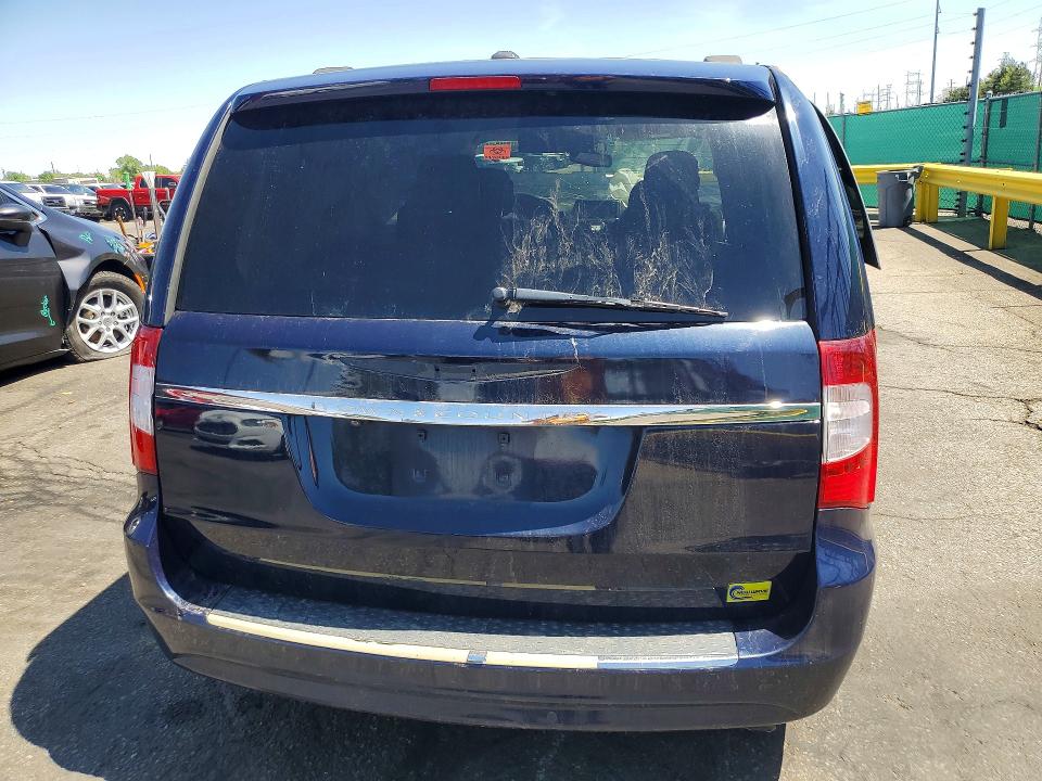 2015 Chrysler Town & Country მანქანა იყიდება აუქციონზე, vin: 2C4RC1BG6FR589942, აუქციონის ნომერი: 50926746