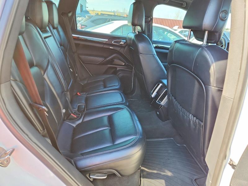 Продажа на аукционе авто 2016 Porsche Cayenne, vin: WP1AA2A22GLA03261, номер лота: 49086306