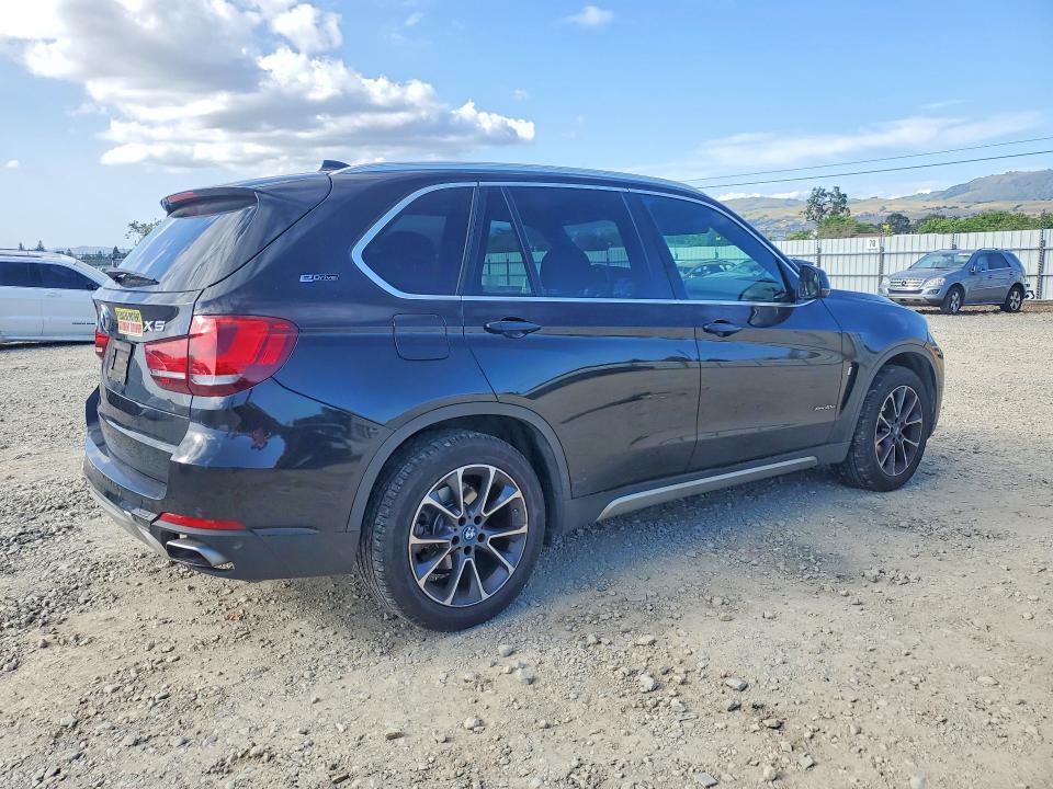 51291686 :رقم المزاد ، 5UXKT0C52J0W01479 vin ، 2018 Bmw X5 مزاد بيع