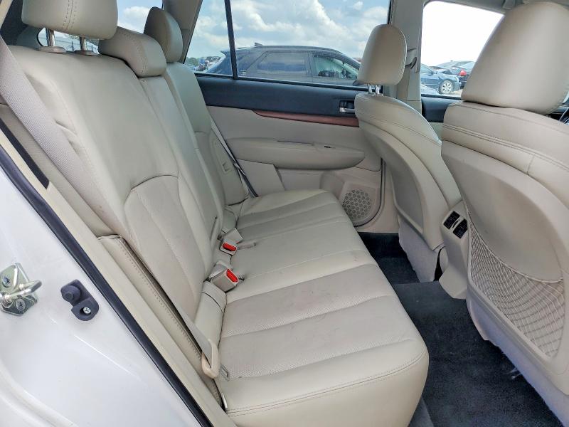 2013 Subaru Outback მანქანა იყიდება აუქციონზე, vin: 4S4BRELCXD2211004, აუქციონის ნომერი: 48265356