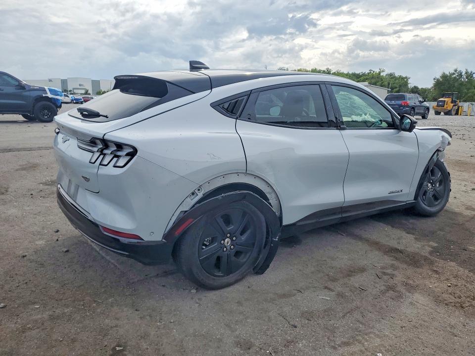 2022 Ford Mustang Mach-e მანქანა იყიდება აუქციონზე, vin: 3FMTK2R71NMA27145, აუქციონის ნომერი: 49049516