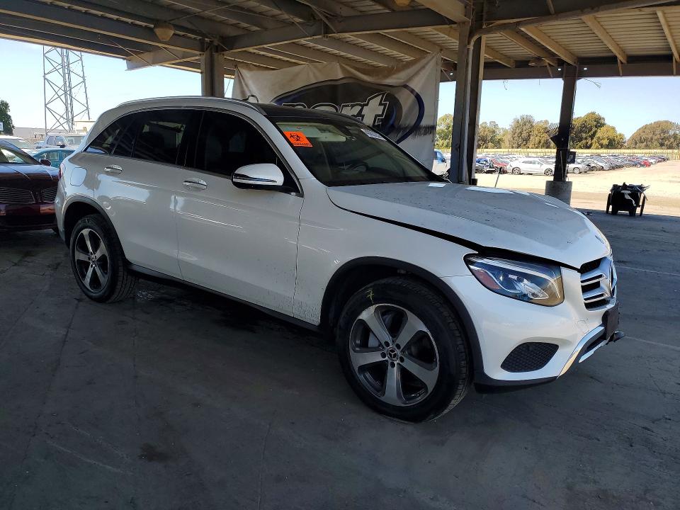 2017 Mercedes-benz Glc 300 4matic მანქანა იყიდება აუქციონზე, vin: WDC0G4KB7HF268046, აუქციონის ნომერი: 48003256