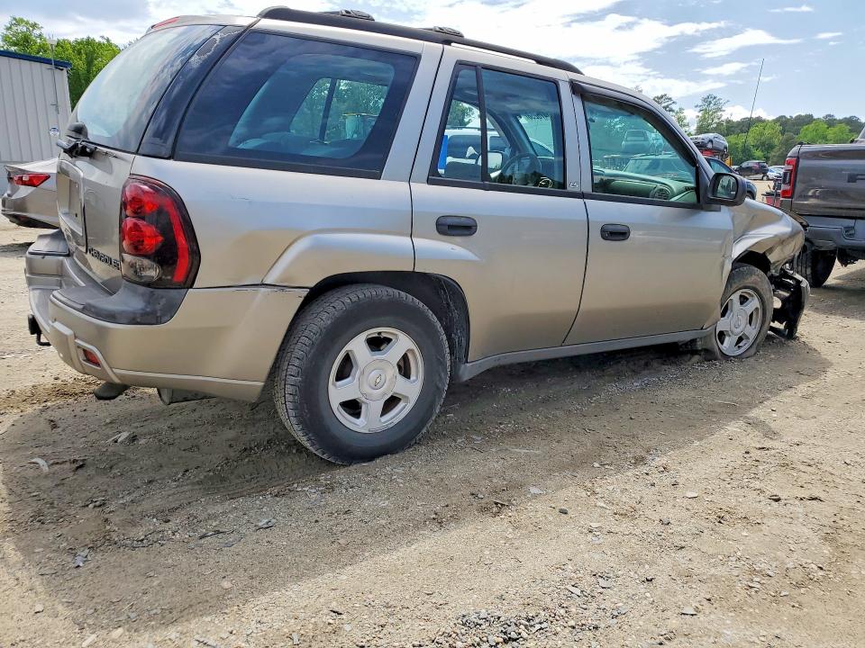 2003 Chevrolet Trailblazer მანქანა იყიდება აუქციონზე, vin: 1GNDS13S432331484, აუქციონის ნომერი: 51475256