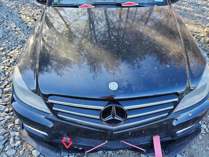 Продажа на аукционе авто 2013 Mercedes-benz C, vin: WDDGF8AB9DR297093, номер лота: 50557566