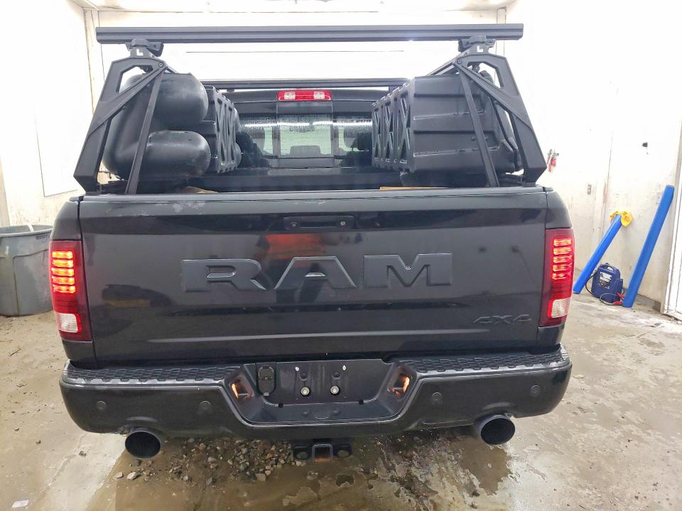51549516 :رقم المزاد ، 1C6RR7MT7HS831237 vin ، 2017 Ram 1500 مزاد بيع